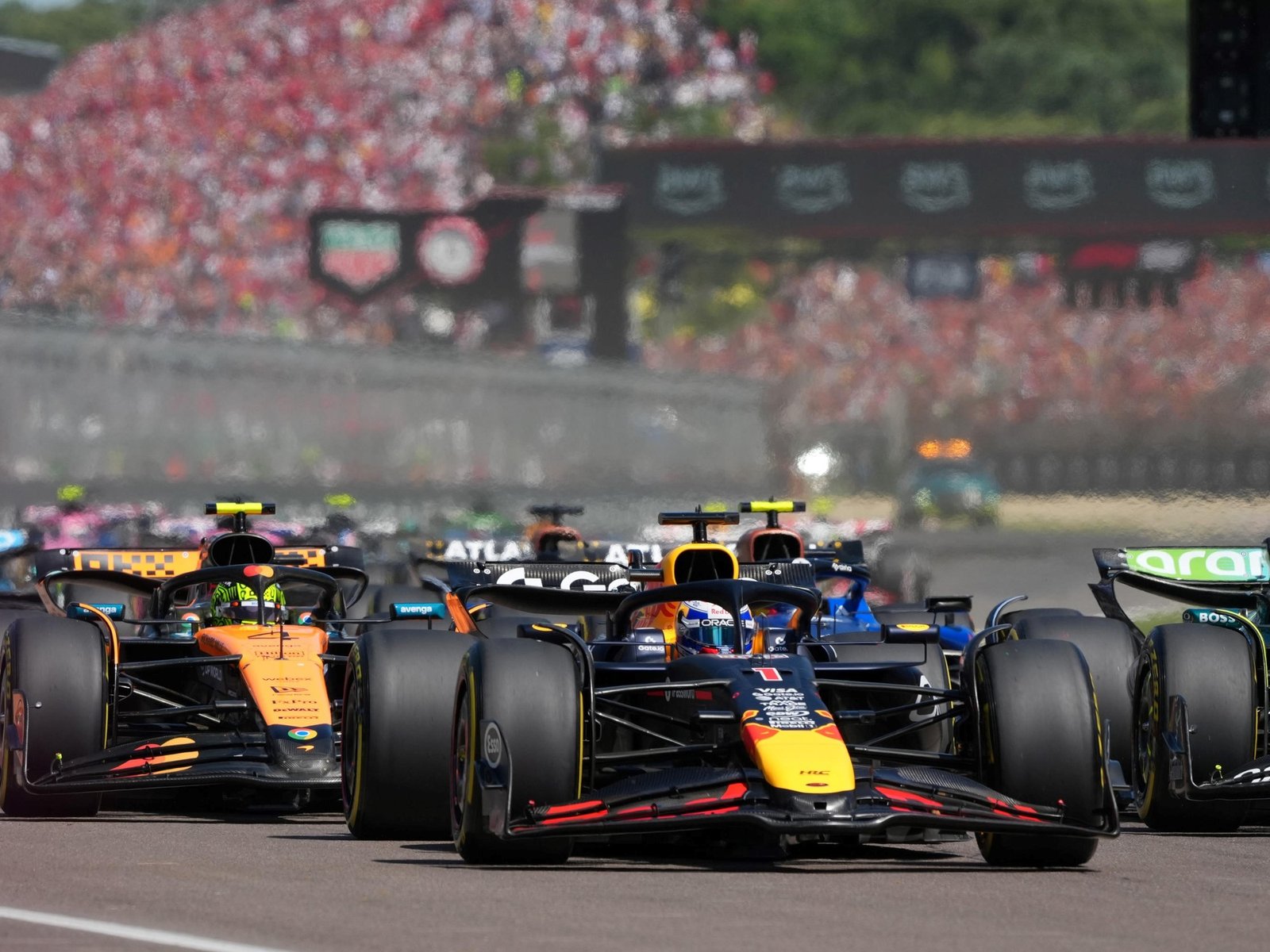 ¿La Fórmula 1 se sube a la escudería de Messi? Apple busca quedarse con los derechos de TV para Estados Unidos