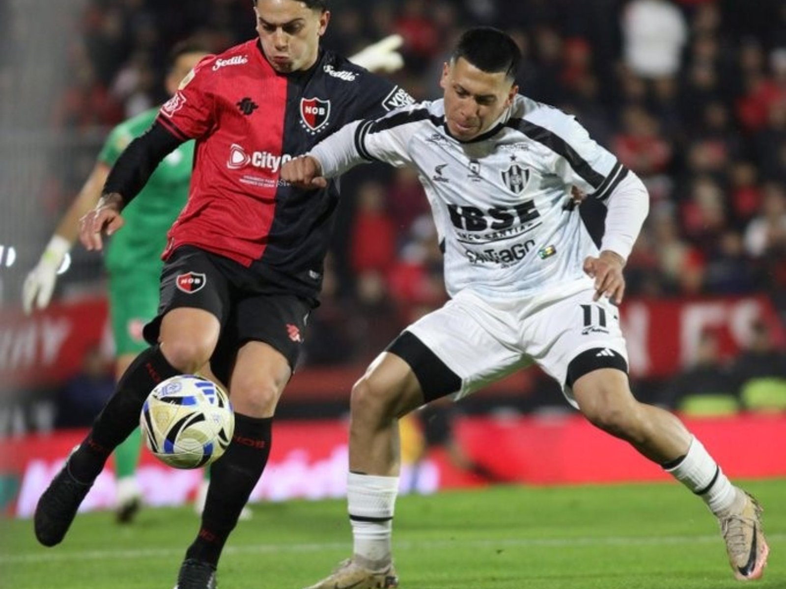 A Newell’s le quedó el grito atragantado porque Central Córdoba se lo empató sobre el final
