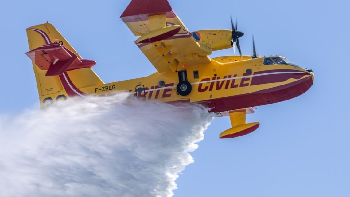 Cómo son los aviones que Francia envió a España en la ola de incendios