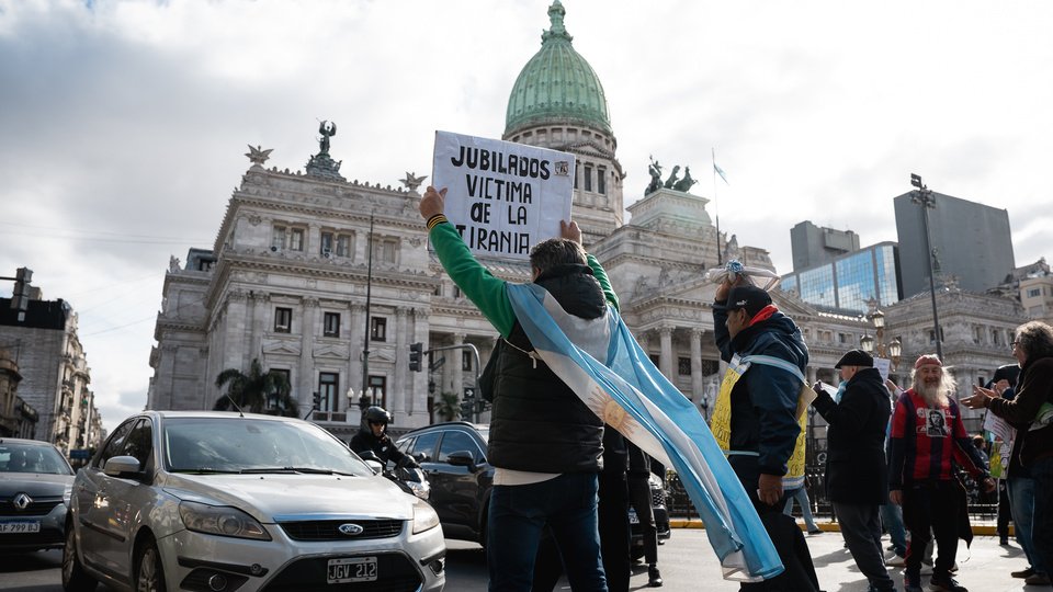 Coraje para otra lógica política