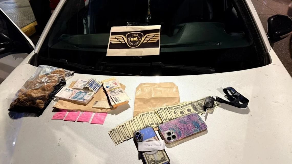 Detuvieron a una pareja con éxtasis y más de 4.000 dólares