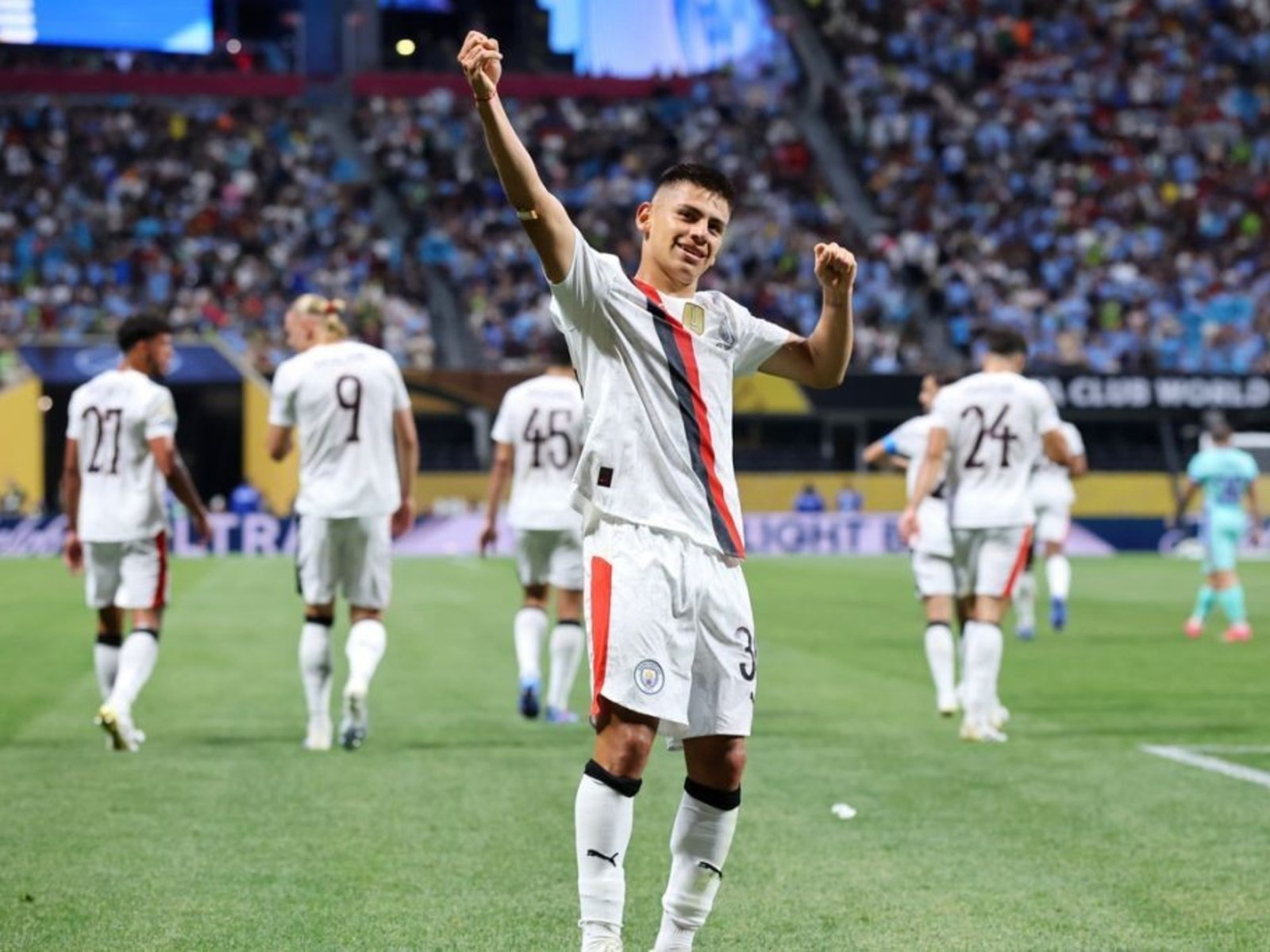 «El Diablito se avecina». en Italia aseguran que Echeverri se sumará a Dybala y Soulé en la Roma