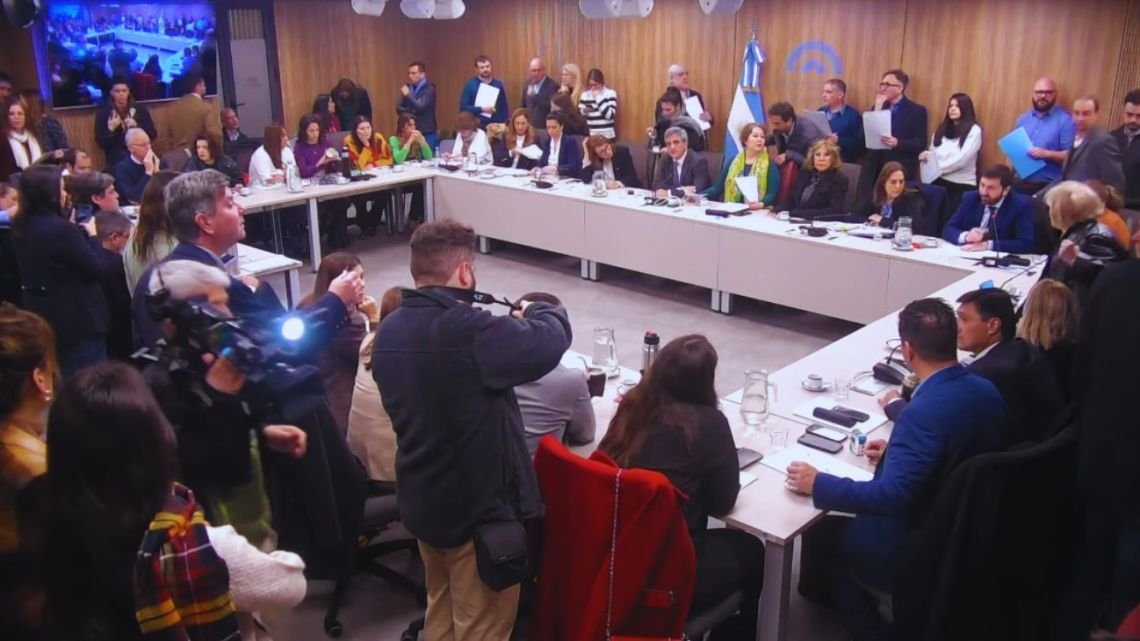 El fentanilo contaminado ya mató más personas que el atentado a la AMIA y la tragedia de Once: diputados exigen respuestas al Gobierno