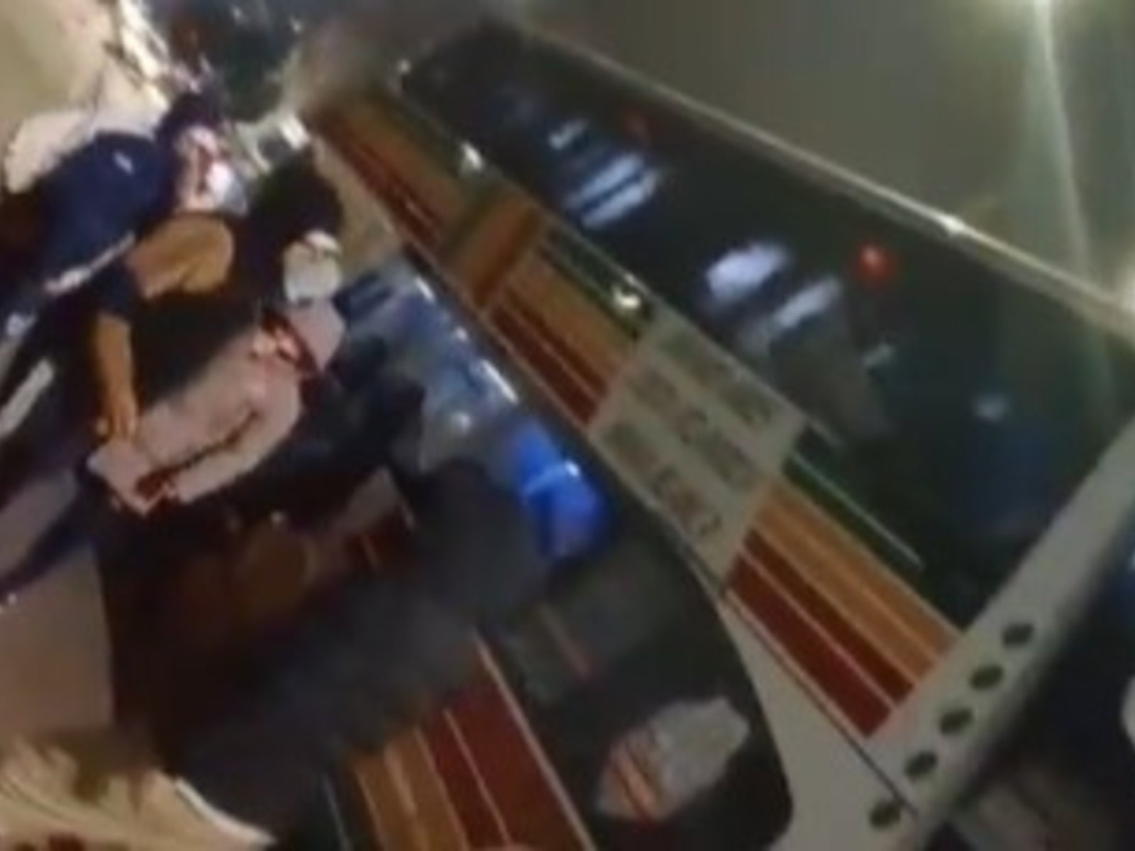 El plantel de Quilmes fue atacado a piedrazos tras perder contra Los Andes :: Olé