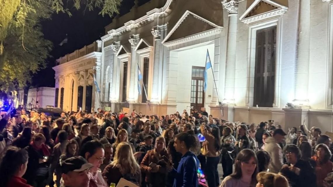Protesta en Corrientes: una multitud marchó contra el veto de Milei a la Ley de Discapacidad