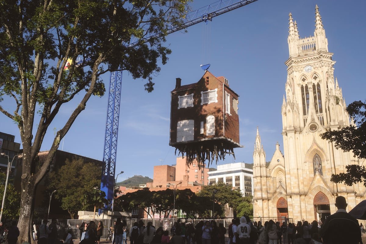 Bogotá busca la felicidad urbana en su primera Bienal
