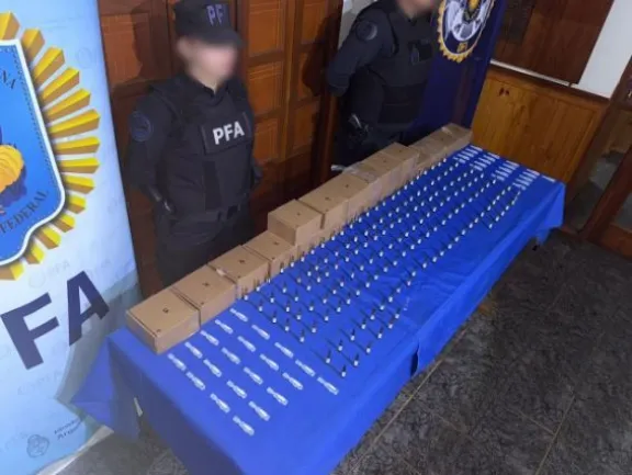 «Border Mision»: Secuestran ampollas de Fentanilo valuadas en más de 400 millones de pesos