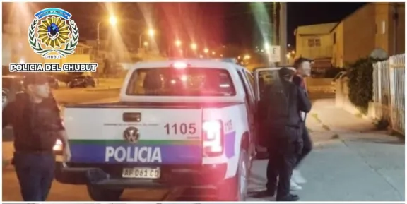 Golpeó a su primo por negarle el celular y terminó detenido
