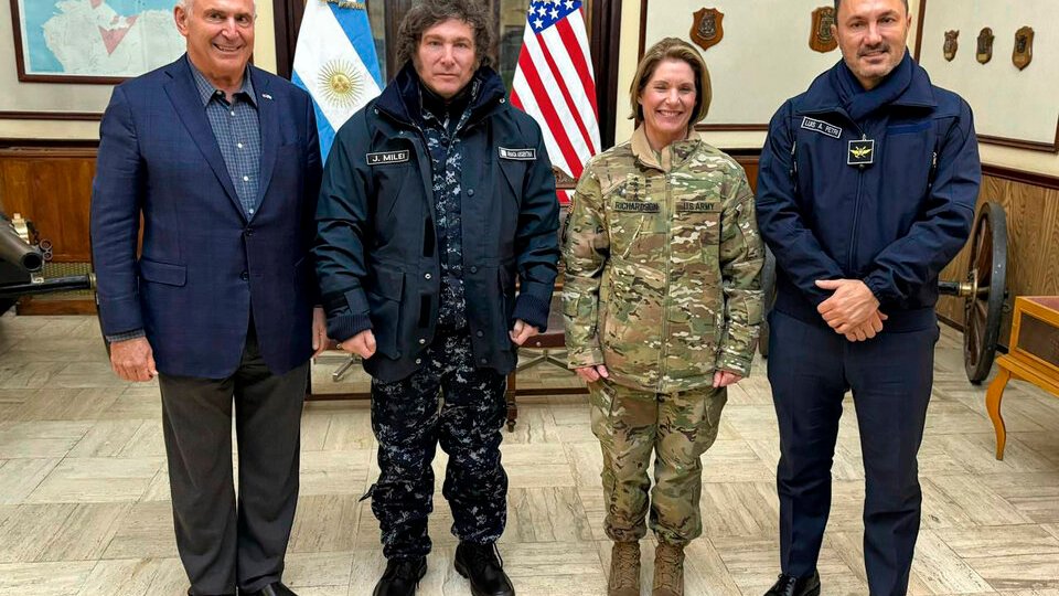 La larga lista de concesiones de Javier Milei a Donald Trump | En menos de dos años, el gobierno libertario favoreció en varias ocasiones a EE.UU