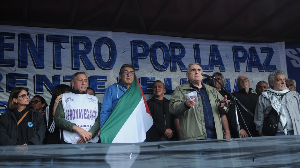 Los gremios en la calle para rechazar el alineamiento de Milei con Estados Unidos e Israel | Movilización del Frente Sindical por la Soberanía, el Trabajo Digno y el Salario 