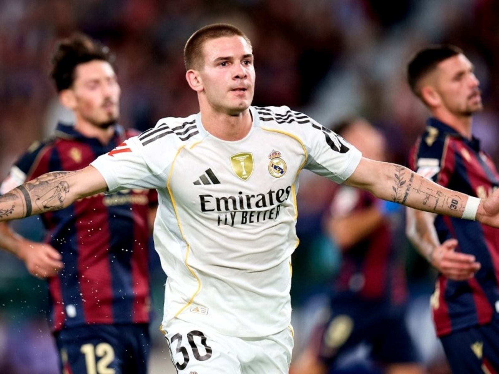 Mastantuono, Julián, Enzo, Lautaro y Mac Allister vs. Icardi