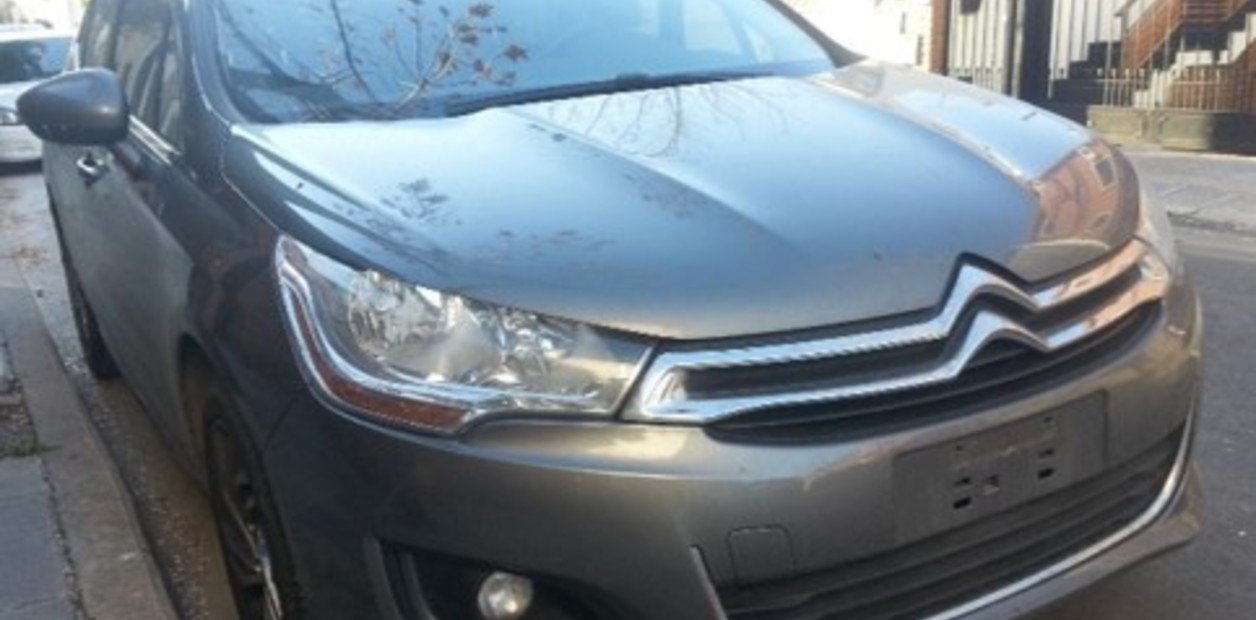 Pese a los 600.000 autos “indocumentados” que aún habría en Argentina, el Gobierno asegura que se normalizó la entrega de patentes y advierte con fuertes multas