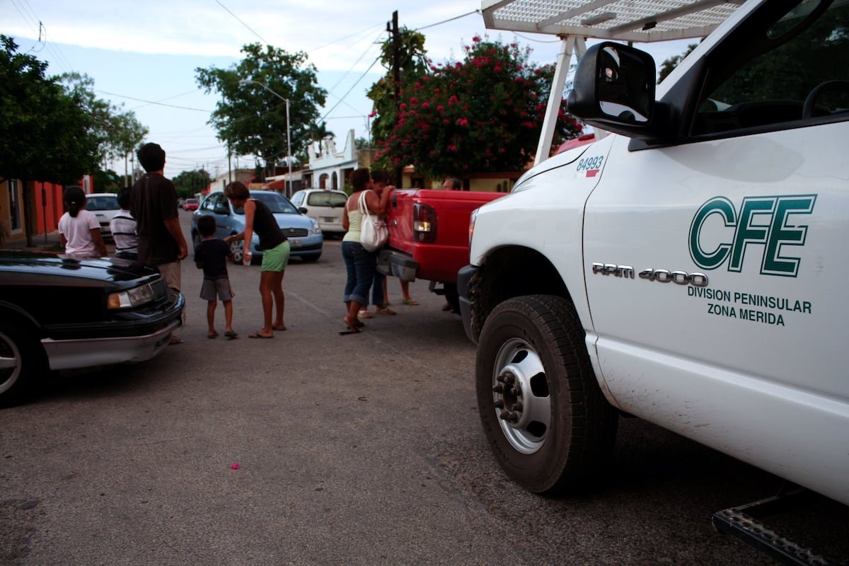 Una falla en el suministro eléctrico al sureste de México provoca un apagón en Yucatán, Campeche y Quintana Roo