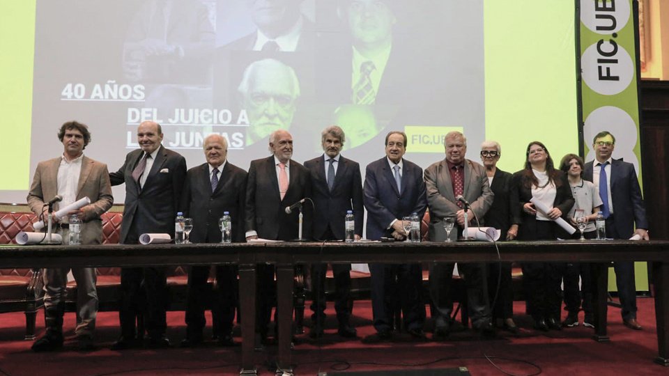 A los que pelearon por la memoria | Máximo reconocimiento para el tribunal del Juicio a las Juntas