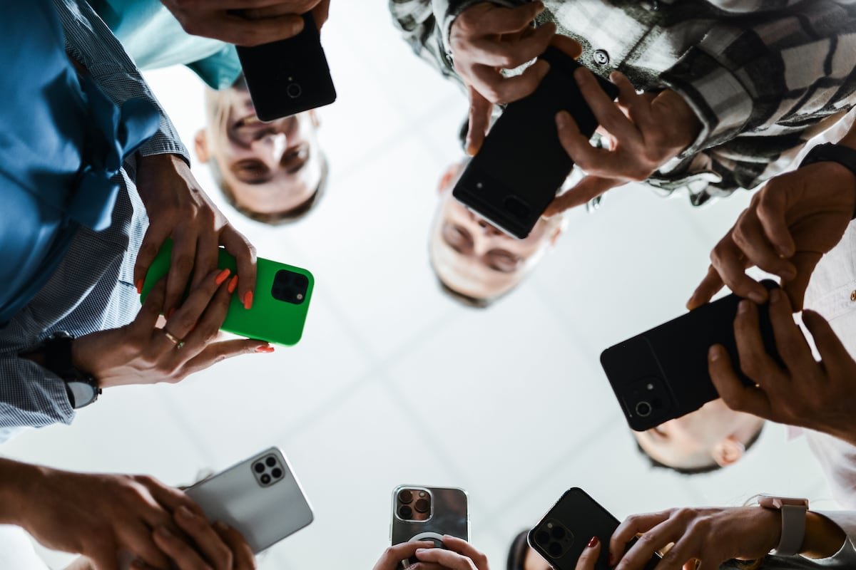 Algoritmos y misoginia: así acceden los adolescentes latinoamericanos | Lideresas de Latinoamérica