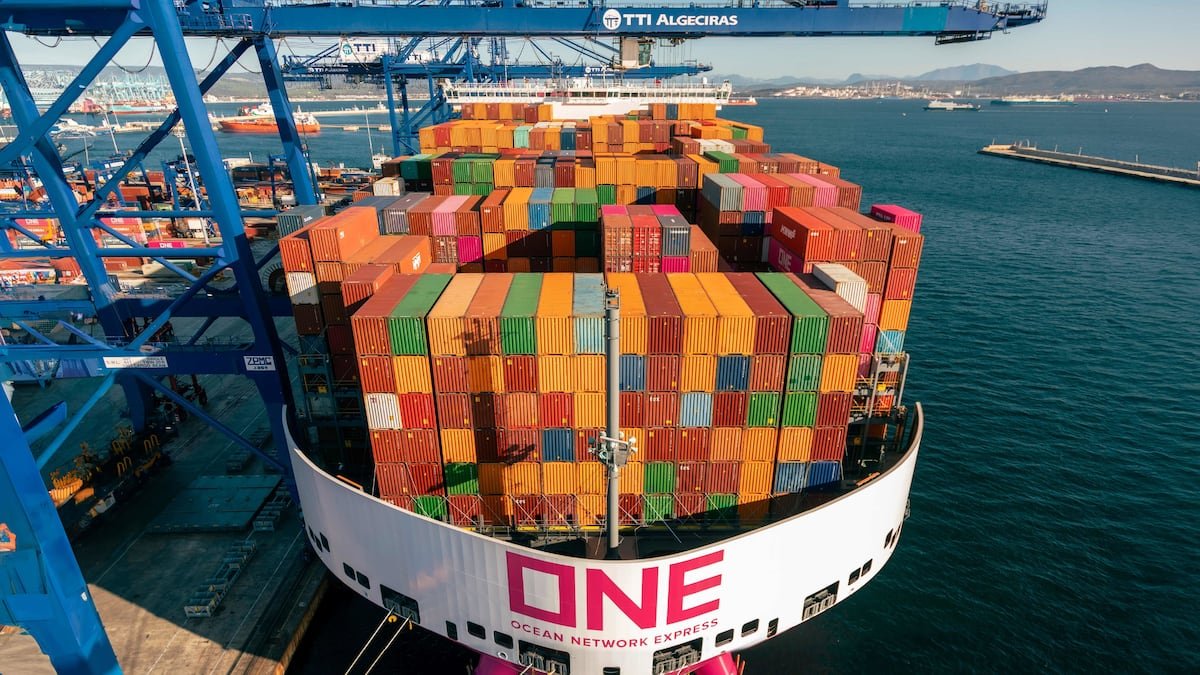 Almunia: “El acuerdo comercial con Estados Unidos ha sido una derrota sin paliativos de la UE” | Economía