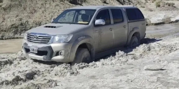 Apareció la camioneta de la pareja desaparecida en Comodoro, pero aún no hay rastros de ellos