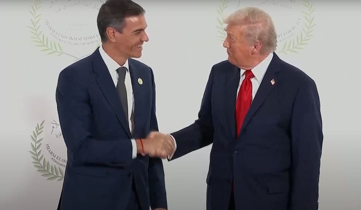 Así ha sido el saludo de Pedro Sánchez y Donald Trump en Egipto | España