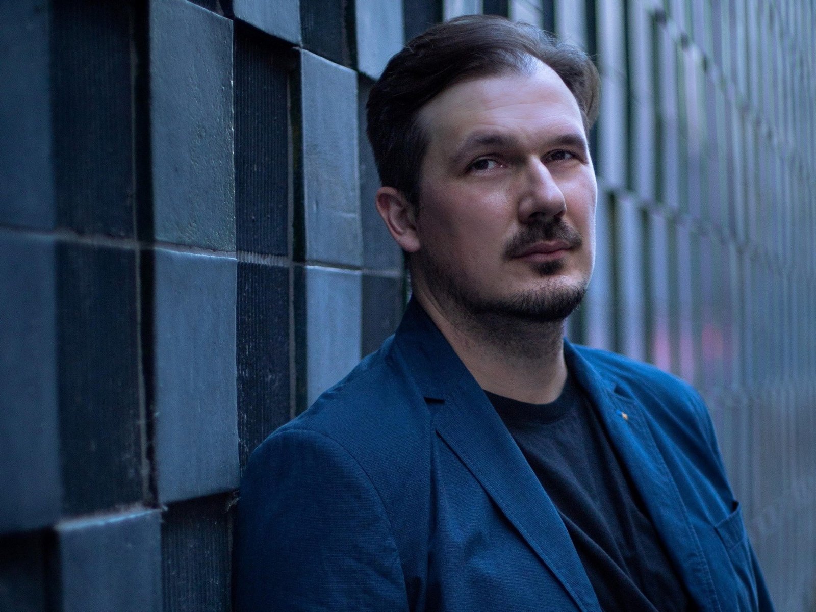 Attila Veres, el húngaro que renueva el terror contemporáneo con ‘Negro tal vez’