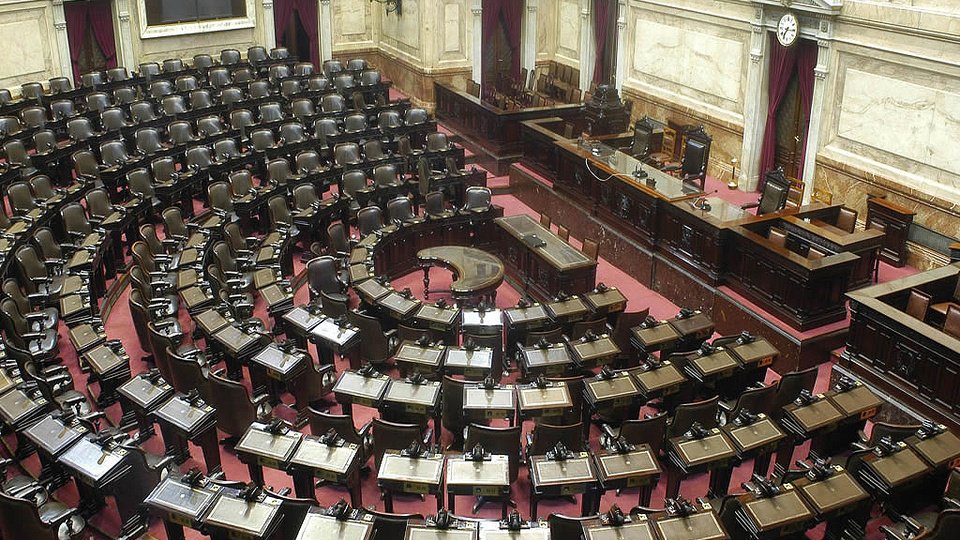 Cerrado hasta el día después de las elecciones | Cese a la ofensiva opositora a una semana de las legislativas