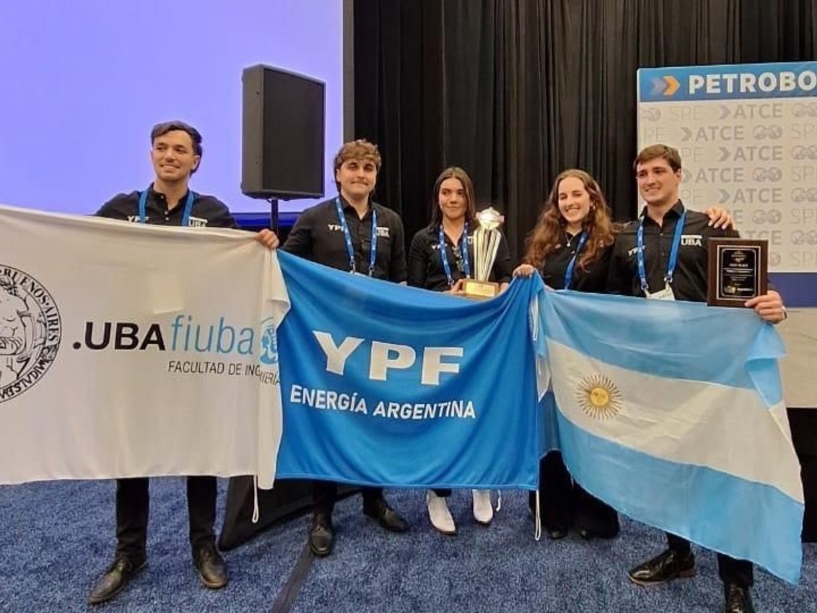 Cinco estudiantes de la UBA hicieron historia al ganar el Mundial de Ingeniería en Petróleo