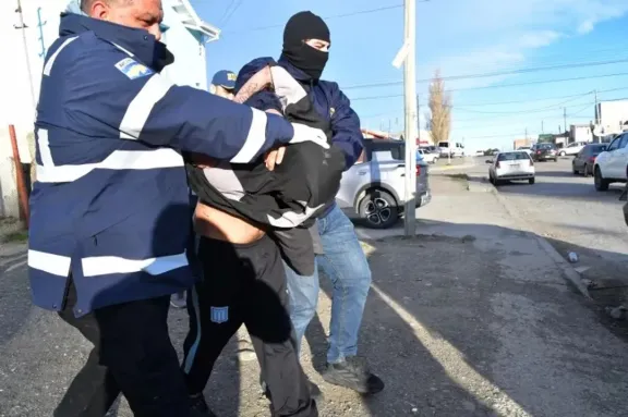 Descubren a una menor desaparecida en Río Gallegos tras allanamiento por robo a panadería