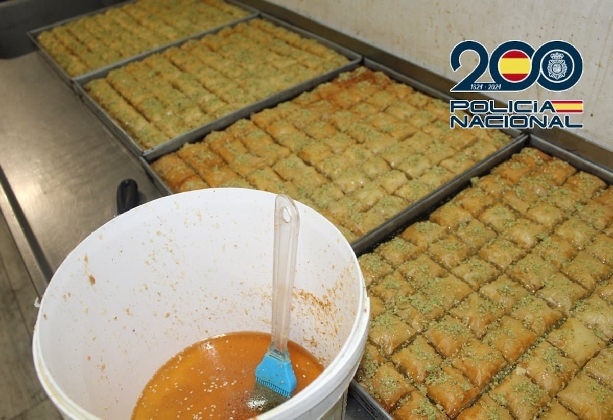 Detenidas cuatro personas por explotar a migrantes irregulares en obradores clandestinos de repostería | España