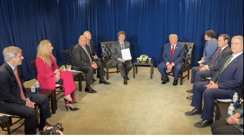 El Tesoro ajeno | Panorama político