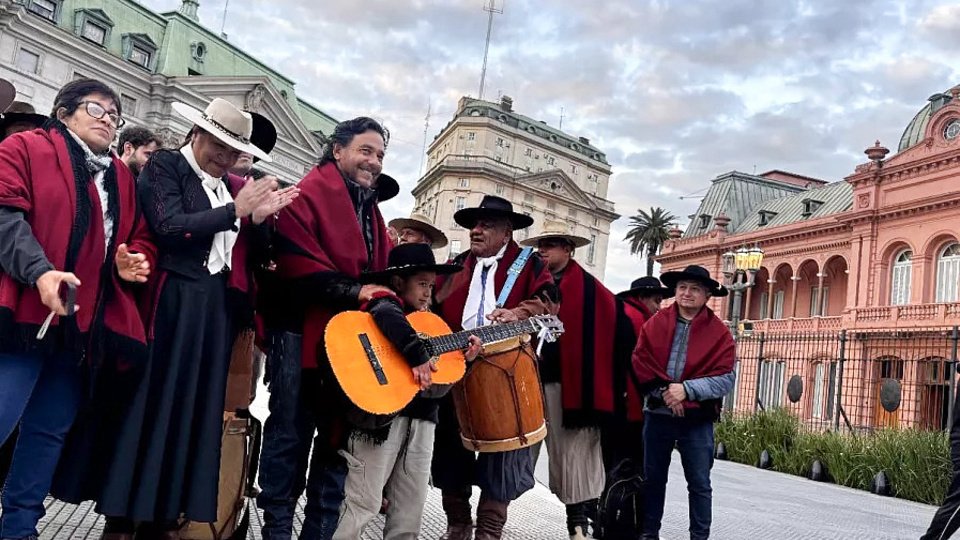 El «cese al fuego» que abrió una negociación posible entre los gobernadores y la Rosada | El enigma de la gobernabilidad prestada