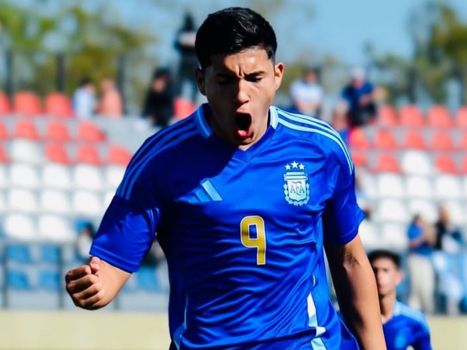 El delantero de River que la rompe en la Sub 15: ocho goles en cuatro partidos y jugará la final ante Brasil :: Olé