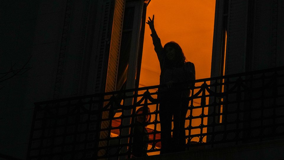 El encuentro de CFK y Axel en San José 1111 | El Gobernador visitó a la expresidenta en su domicilio