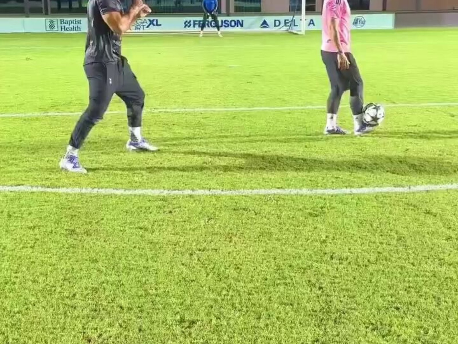 El golazo que metió el seguridad que se hizo famoso por Lionel Messi :: Olé