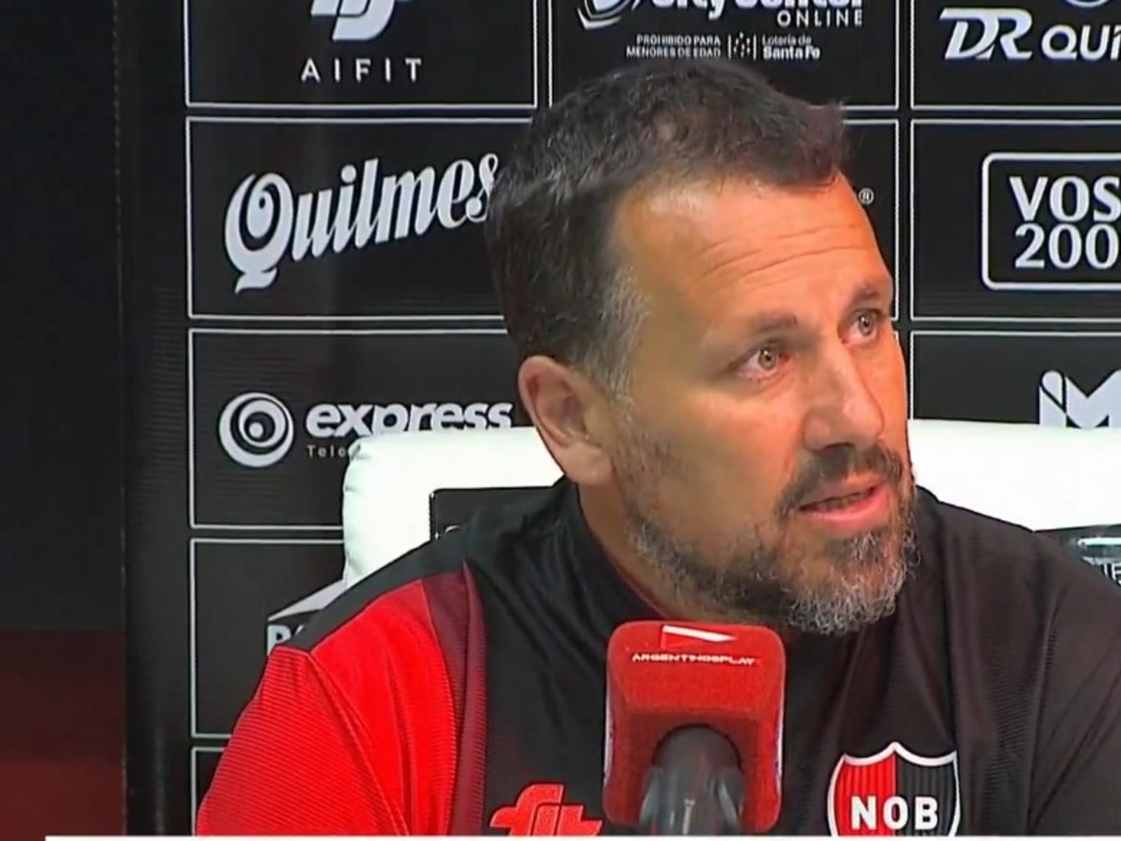 Fabbiani y la caída de Newell’s: de «no me voy a ir» a «hay que poner los huevos» :: Olé