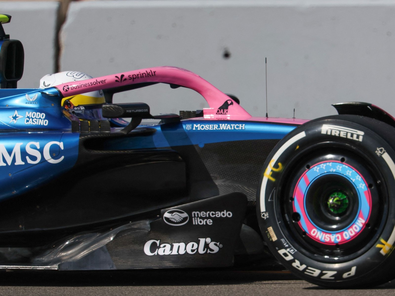Franco Colapinto cerró su primer día en Texas con altibajos y Verstappen se llevó la pole para la Sprint Race