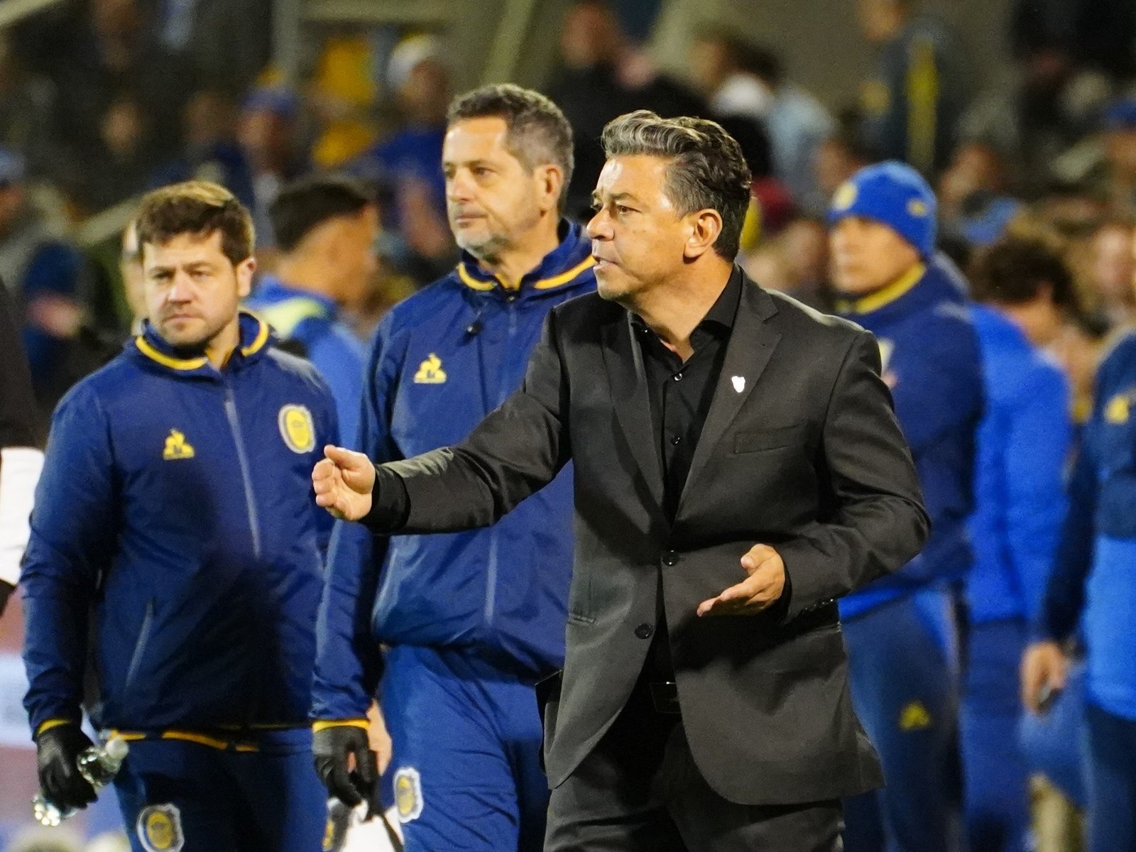 Gallardo, la derrota y los arbitrajes: «Hay que ser inteligentes, adaptarse al sistema y callarse» :: Olé