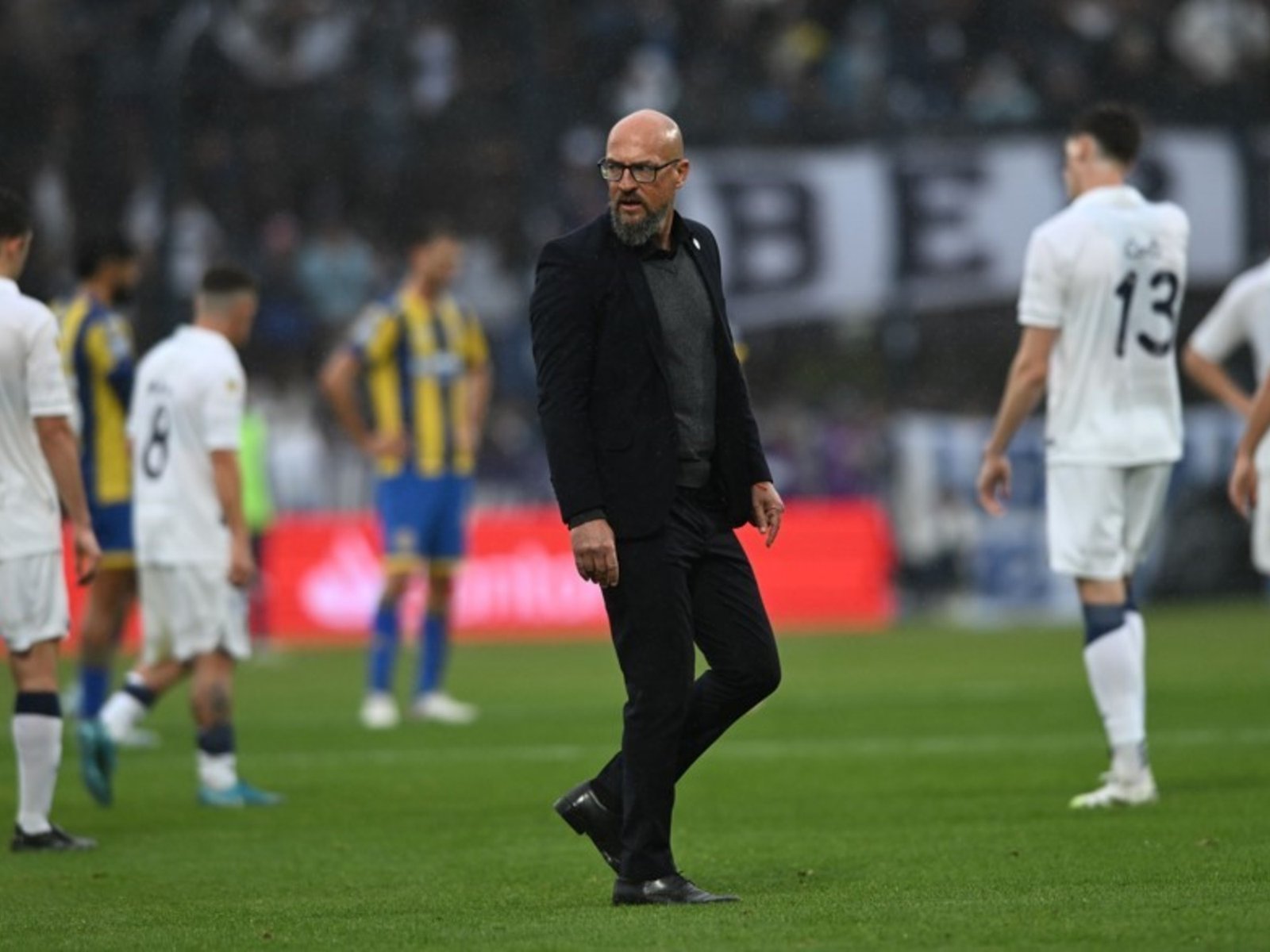 Gimnasia echó a Orfila antes del clásico :: Olé