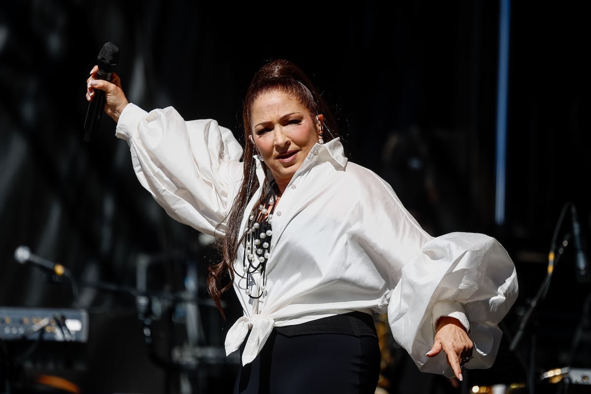 Gloria Estefan le sale rana a Ayuso y elogia a los inmigrantes de todas las culturas | Cultura