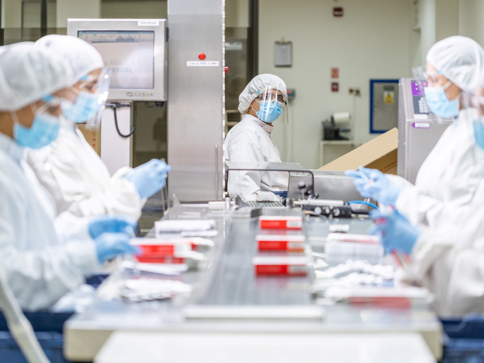 La ANMAT flexibiliza las habilitaciones de laboratorios de productos cosméticos, odontológicos y de higiene personal