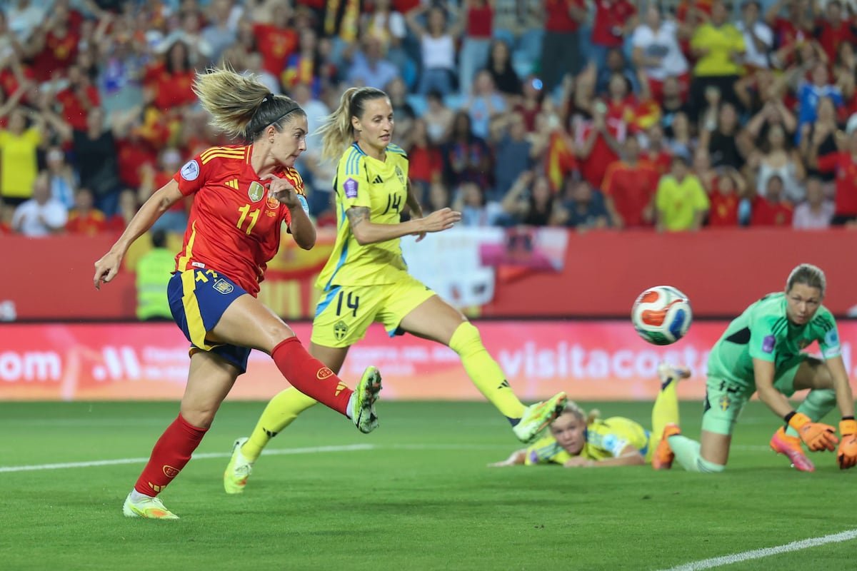 La España de Sonia Bermúdez ya roza su primera final tras pasar por encima de Suecia | Fútbol | Deportes