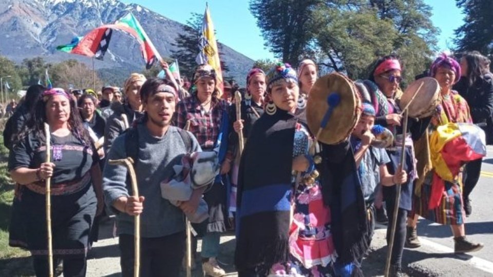 La comunidad mapuche denunciará penalmente a la ministra Bullrich | El gobierno incluyó a la Lof Lafken Winkul Mapu en el registro de organizaciones terroristas