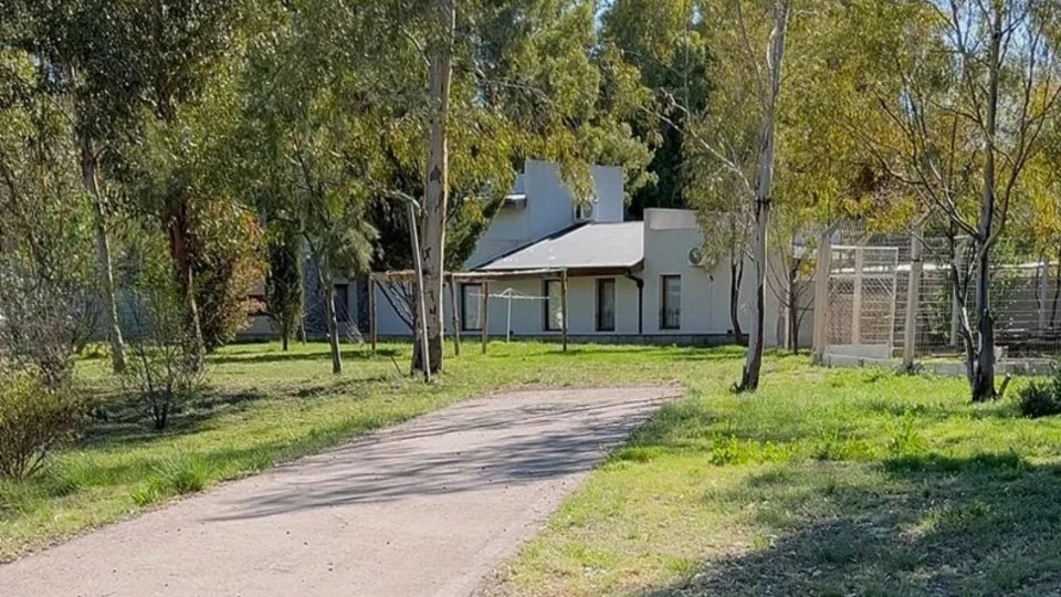 La finca de Fred Machado y el miedo que crece en Viedma | La casa donde el narco vincuado a Espert cumple la prisión domiciliaria