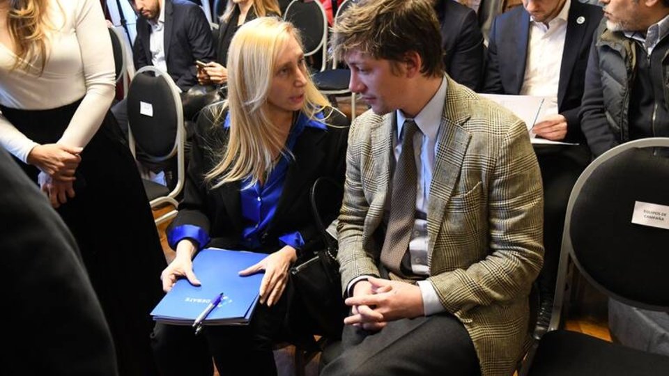 La mesa de campaña de LLA se reunió en la Rosada en medio de la interna  | Hubo una encuentro para evaluar los resultados de las elecciones