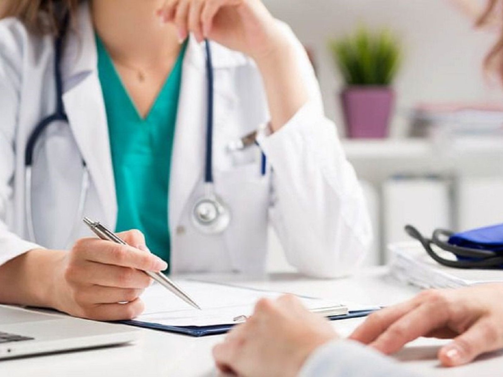 «Llamaba 30 veces por día a la prepaga»