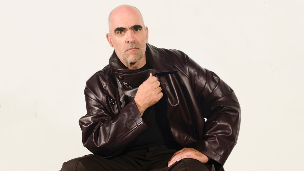 Luis Tosar: “La gente que vive contigo no tiene por qué comerse el marrón de que tú estés transitando por lugares oscuros” | EL PAÍS Semanal