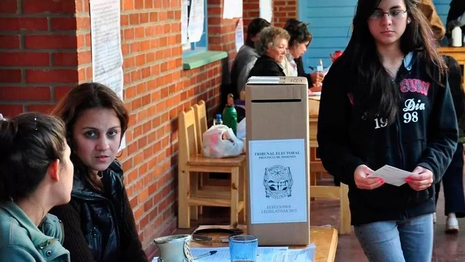 Más de un millón de adolescentes votarán por primera vez este 26 de octubre | La mitad son bonaerenses, cordobeses y santafesinos
