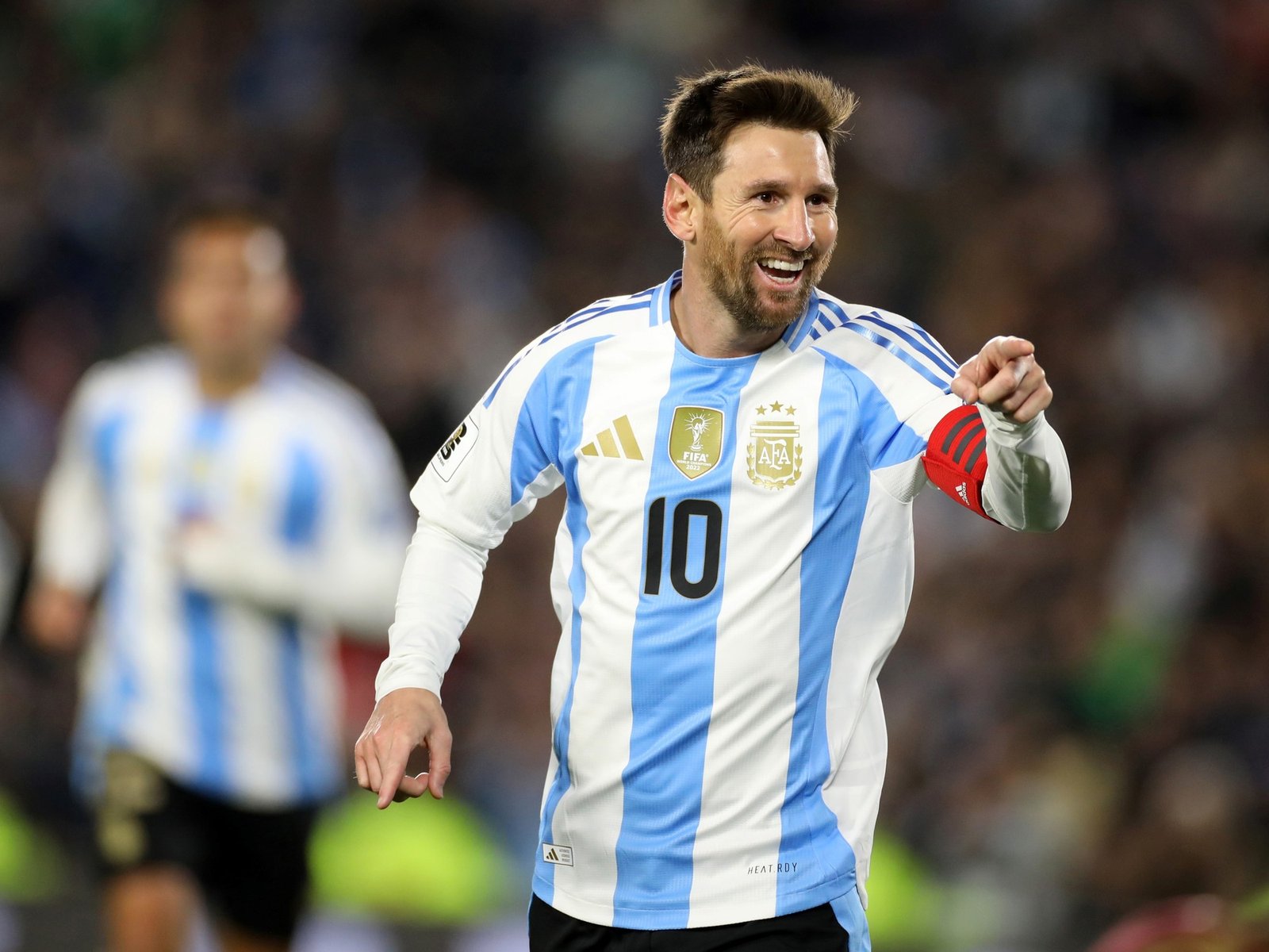 Messi bancó fuente a los pibes de Placente tras la final perdida en el Mundial Sub 20 y Arturo Vidal festejó el triunfo de Marruecos