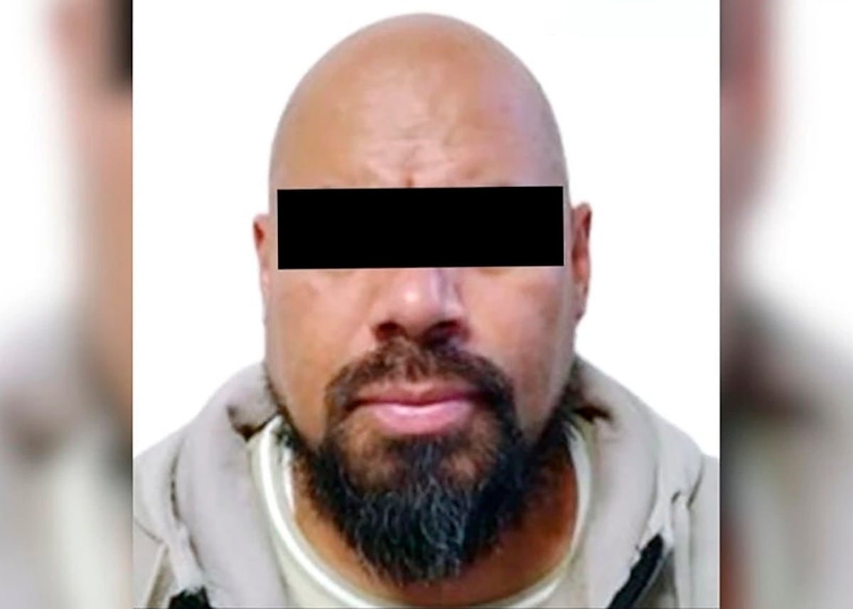 México extradita a Estados Unidos a Carlos Érick Vázquez González, presunto operador financiero del CJNG
