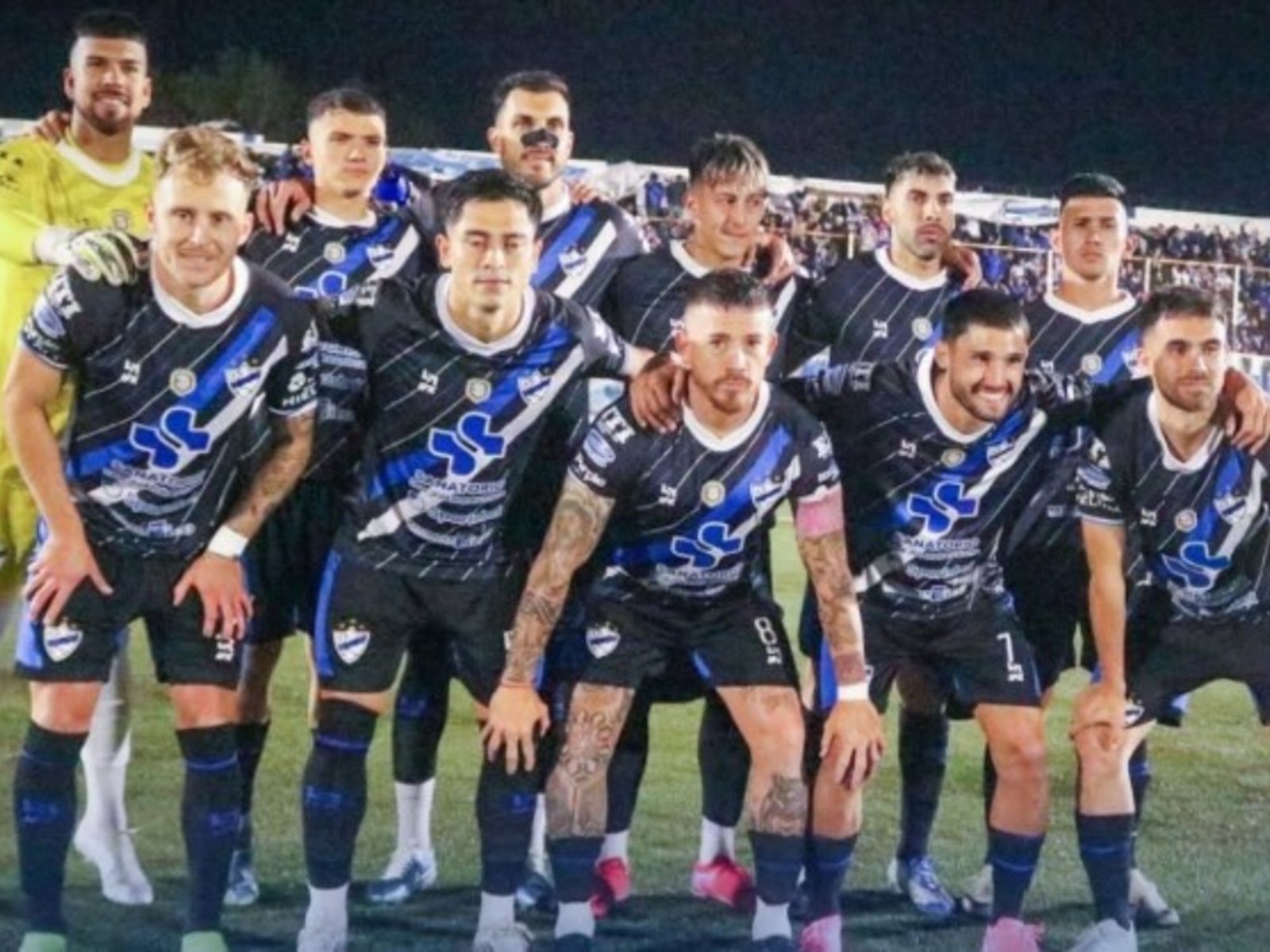 Midland y un humilde empate en un duelo clave por la cima de la Primera B :: Olé