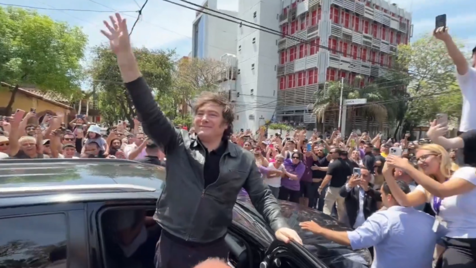 Milei encabezó un acto en Chaco | Llamó a respaldar la “gesta histórica” de su gestión