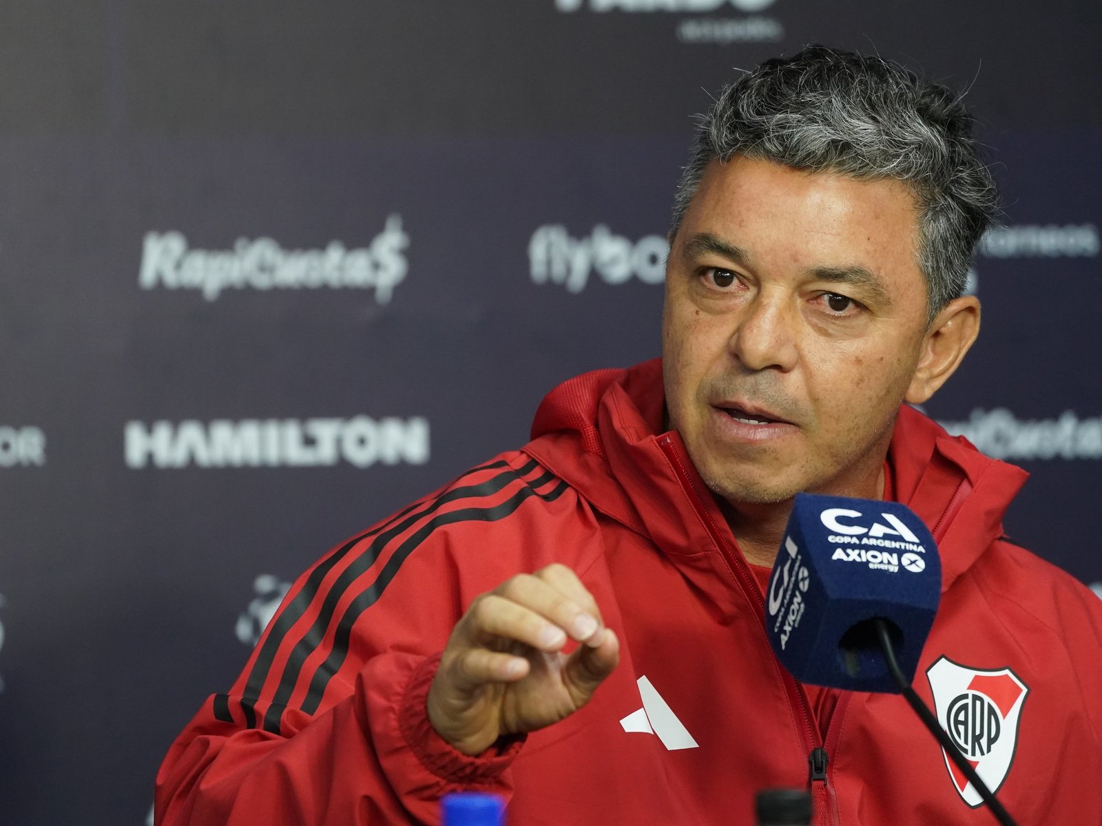 «No queda otra que aceptar este momento de mierda y hacerse cargo»